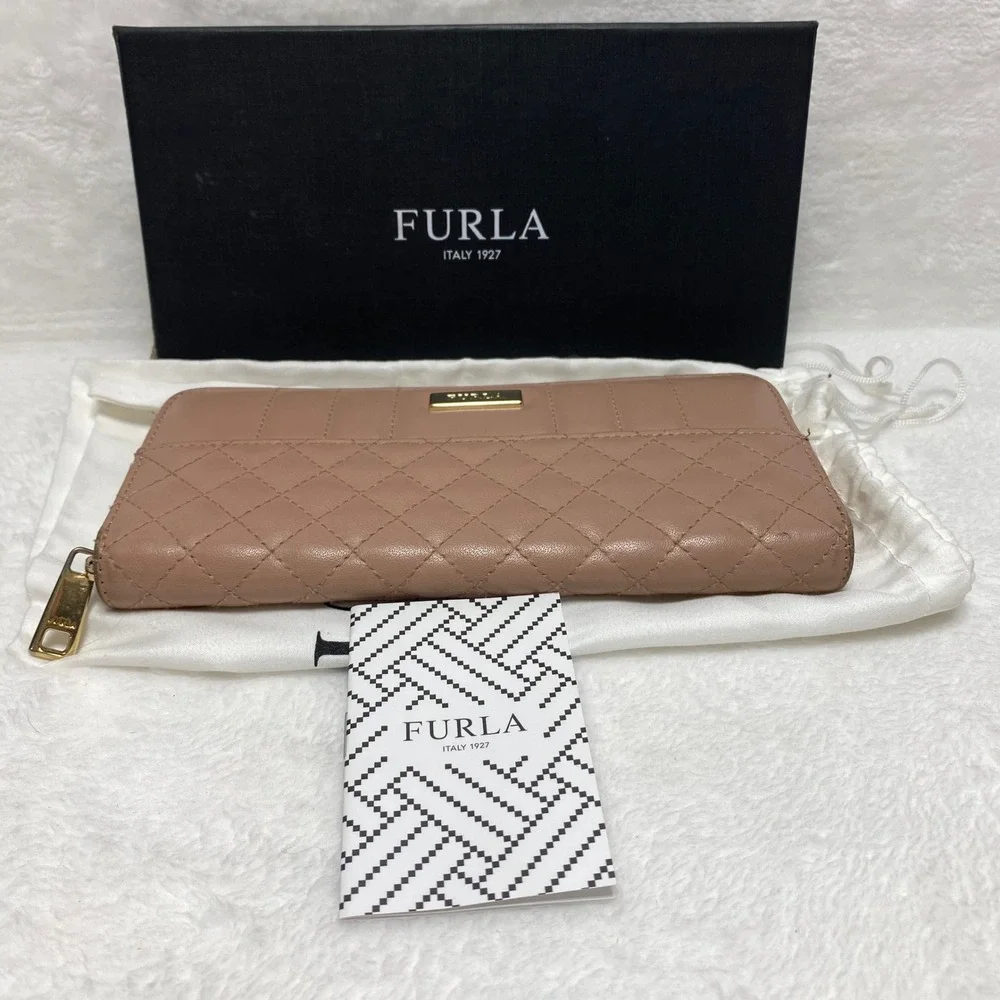 Furla Italy‎ Classic Zip Around Moonstone Quilted Wallet NIB Christmas Gift